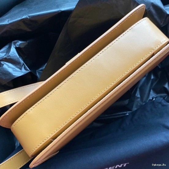 MEDIUM SOLFERINO YSL 0821